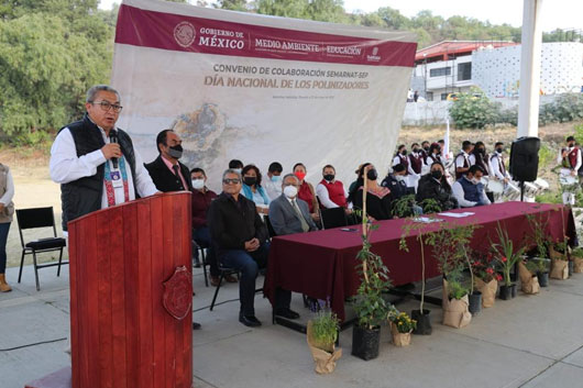 Signan SEPE y Semarnat convenio para educar sobre el cuidado ambiental