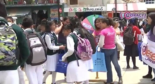 Comerciantes de temporada se alistan para regreso a clases