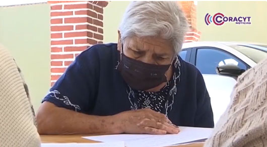 Alfabetizan estudiantes de EMS a personas adultas 