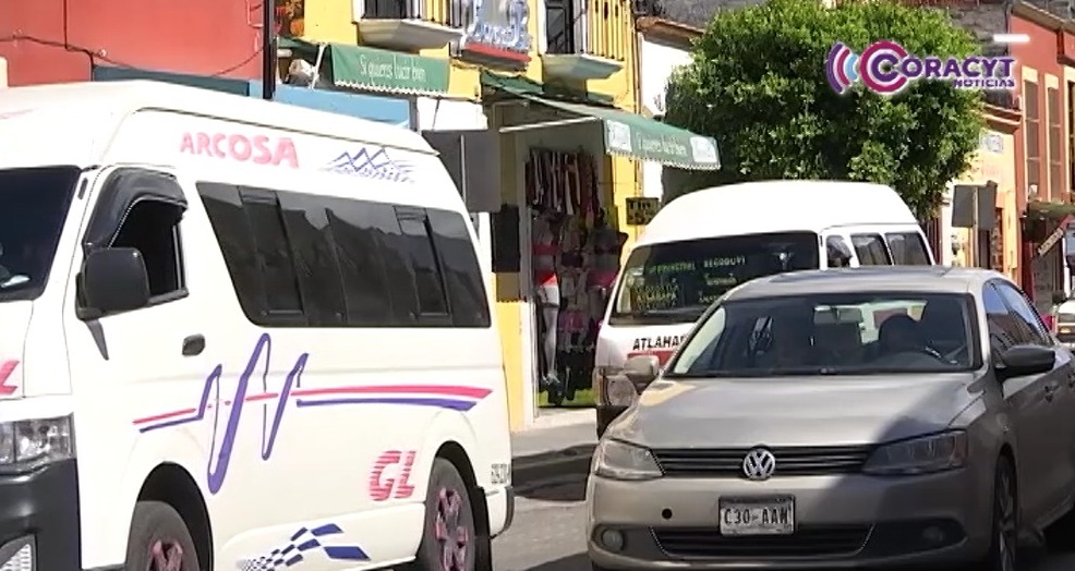 Mantiene SMyT mesas de trabajo con transportistas y concesionarios 