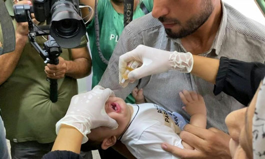 Gaza inicia campaña de vacunación contra la polio tras primer caso en 25 años