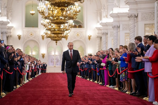 Putin toma posesión de su quinto mandato presidencial