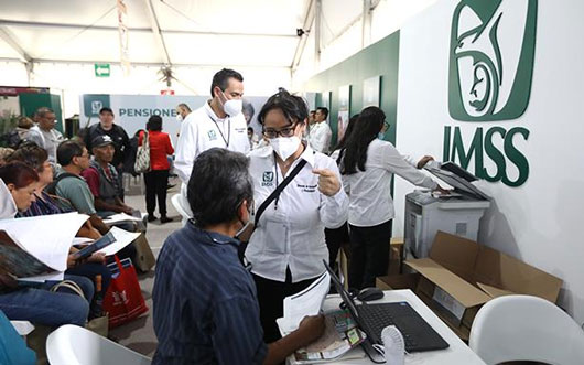 Participa IMSS en la EXPOTrastienda 2024, organizada por la   Alianza Nacional de Pequeños Comerciantes, con módulo de trámites y servicios