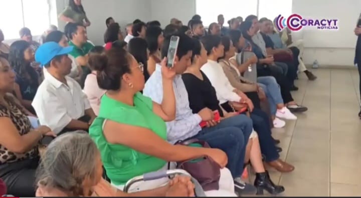 Culminan talleres de piano y guitarra de la EMET