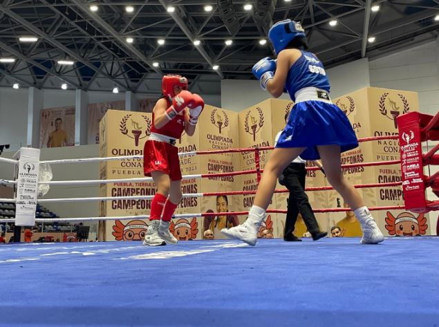 Regina Galindo y José Manuel Meza aseguran dos preseas más en box de la Olimpiada Nacional