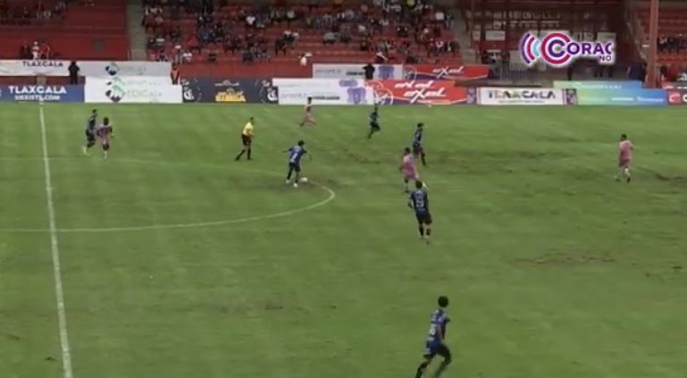 Intenso empate entre Coyotes de Tlaxcala y la Jaiba Brava
