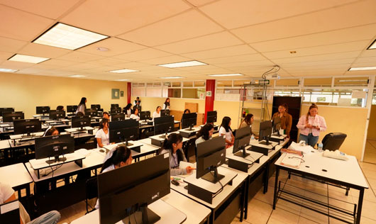 Suman 597 alumnas tlaxcaltecas beneficiadas con el programa tecnolochicas