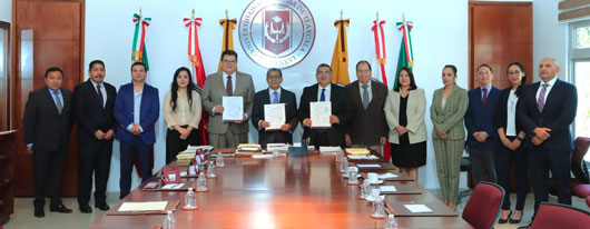 Firman convenio de colaboración Universidad Autónoma de Tlaxcala y STPS.