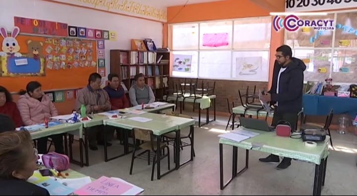 Participan 29 mil docentes en fase intensiva del CTE