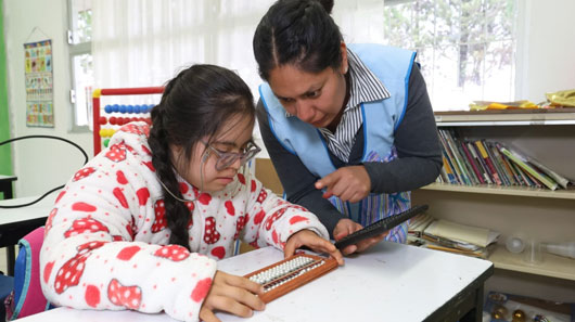La SEPE-USET ampliará la cobertura de educación especial en 300 escuelas