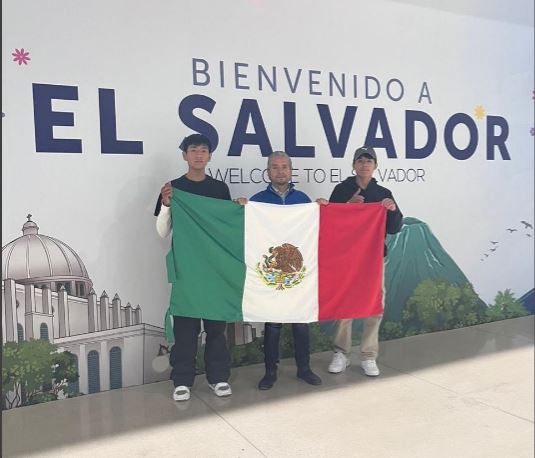 Estudiantes del CECyTE-EMSaD Tlaxcala destacan en Robofest 2025; obtienen primeros lugares