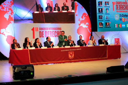Inaugura Rector de la UATx 1er. Congreso Mundial de Derecho “Por la construcción de la paz”.