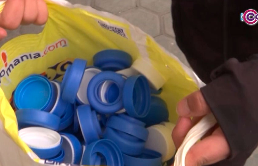 Estudiantes de la UATx apoyan a personas con cáncer, lupus e insuficiencia renal