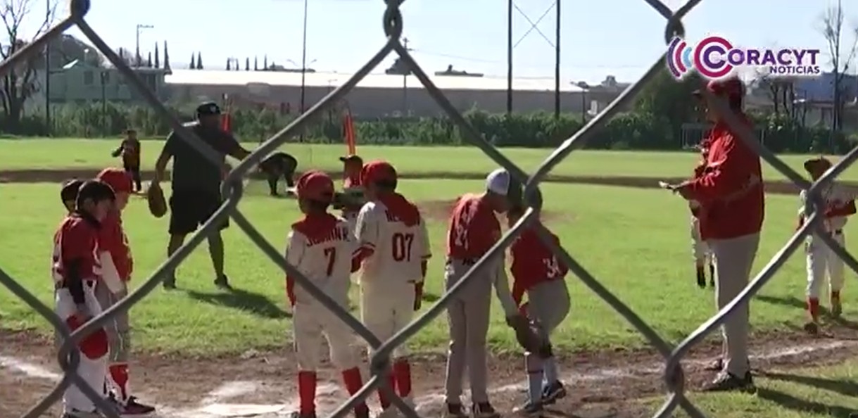 Liga Tlaxcalteca de Béisbol impulsa el talento de infantes en Ixtulco