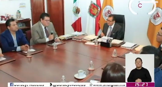 Impulsan UATx y STPS profesionalización de los universitarios