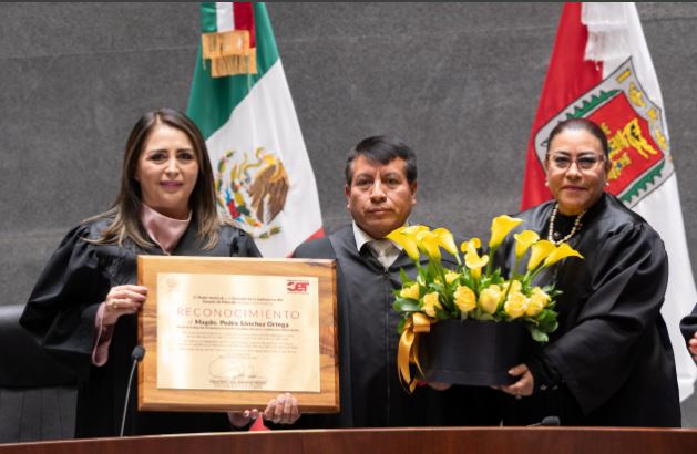 Reconocen trayectoria del magistrado Pedro Sánchez Ortega
