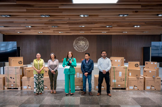 Suman 589 equipos de cómputo entregados por la presidenta del TSJE a áreas administrativas y jurisdiccionales