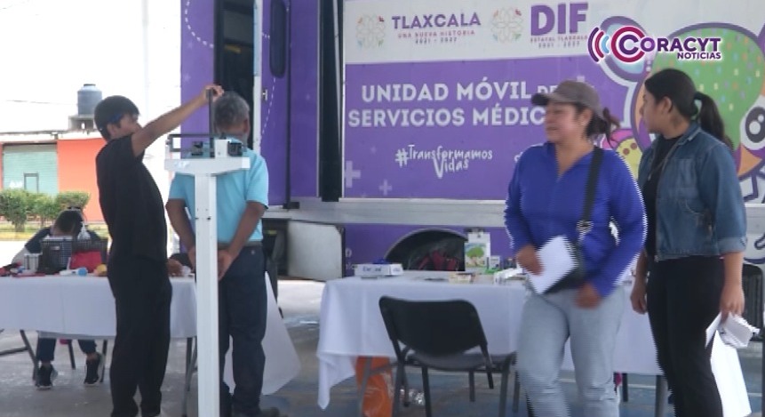Brindó SEDIF Tlaxcala jornada de atención a la población en Santa Apolonia Teacalco