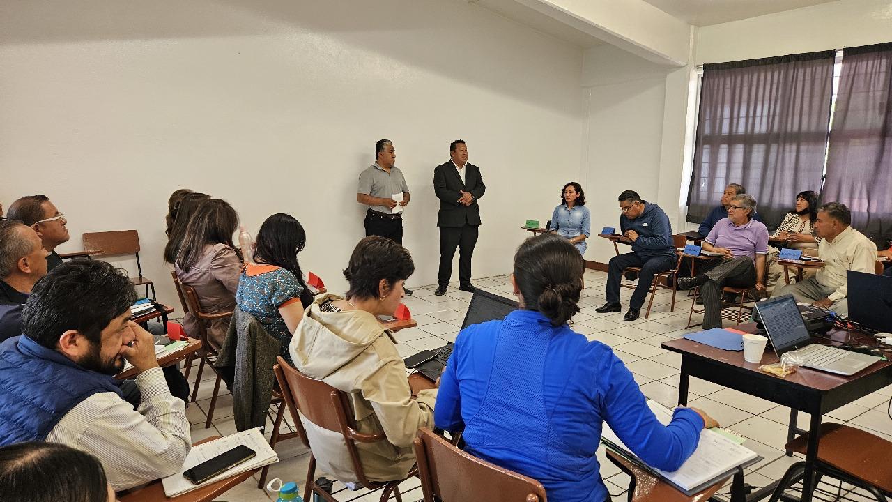 Docentes del Cecyte fortalecen desempeño profesional con jornadas de capacitación