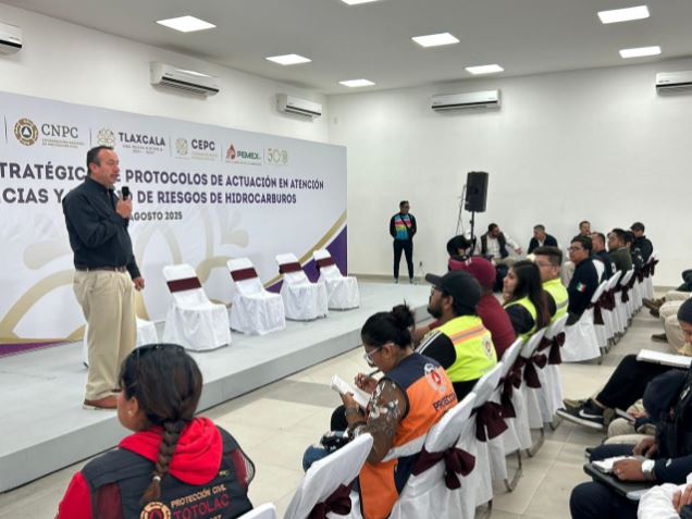 Capacitan a elementos de seguridad y protección civil municipales en manejo de riesgos por hidrocarburos