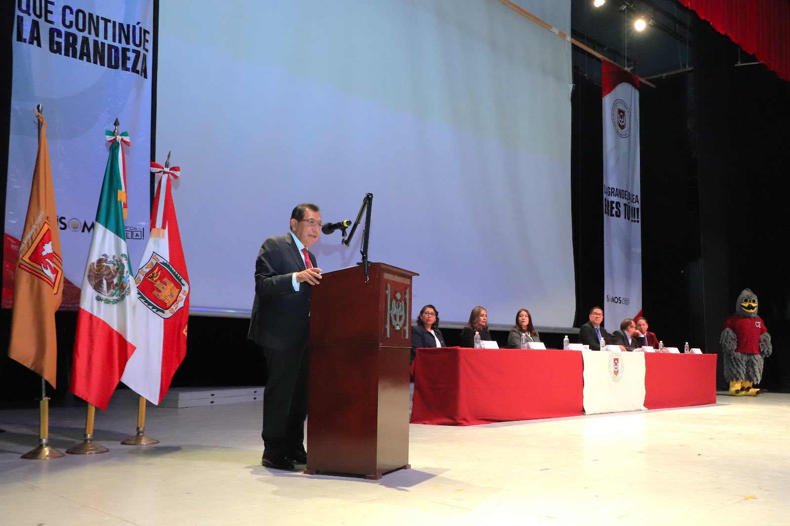 Facultad de Ciencias Económico-Administrativas de la UATx cumplió 53 años