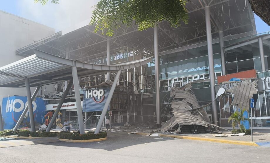 Explosión en centro comercial de Villahermosa deja 14 personas lesionadas