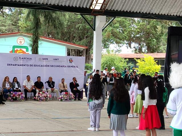 Jornada Nacional por la Paz y contra las adicciones reúne a más de 450 asistentes en Teolocholco