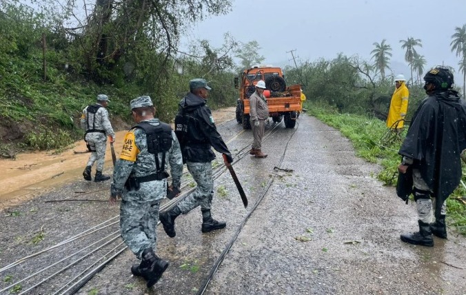 CNPC presenta primer reporte de daños en Oaxaca y Guerrero tras el paso del huracán Erick