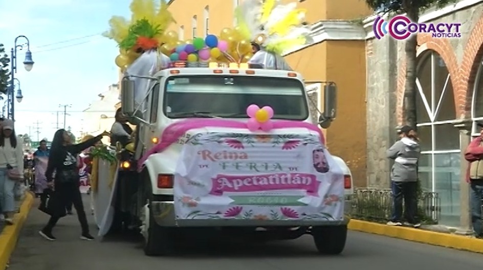 Con alegría y tradición se realizó el Gran Desfile de Feria de Apetatitlán