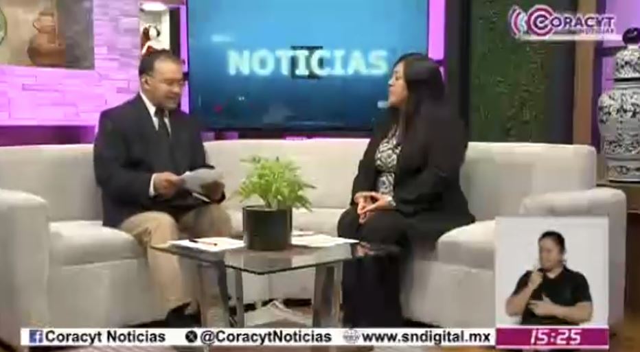 En el estudio de Coracyt Noticias, la columnista y activista, Coral Ávila Casco