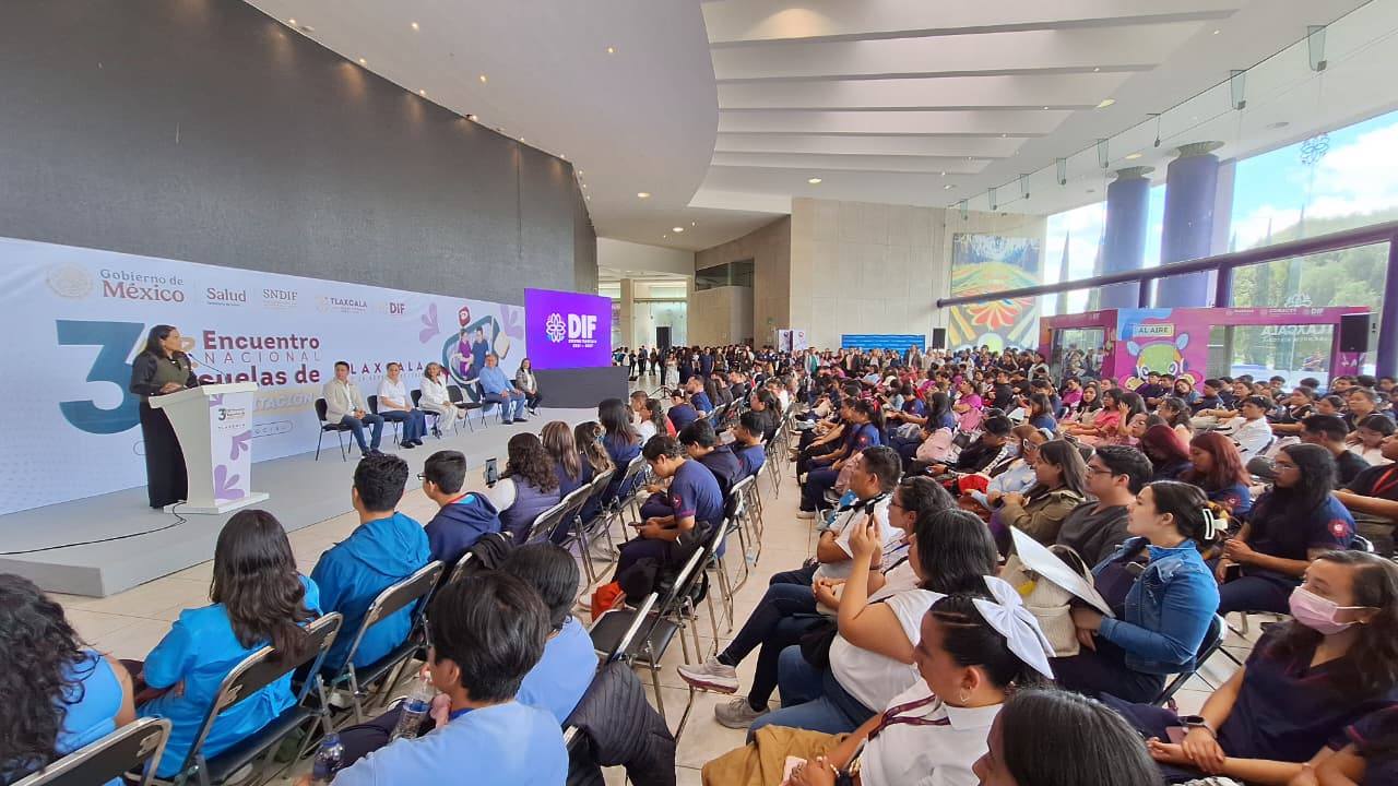 Reunió Tlaxcala a más de mil 800 fisioterapeutas y estudiantes del país