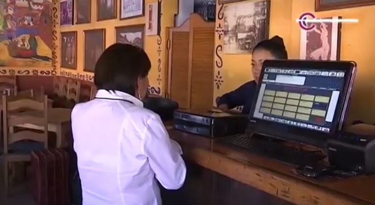 Ayuntamiento de Tetla colabora con comerciantes para regularizar su situación ante la Coeprist