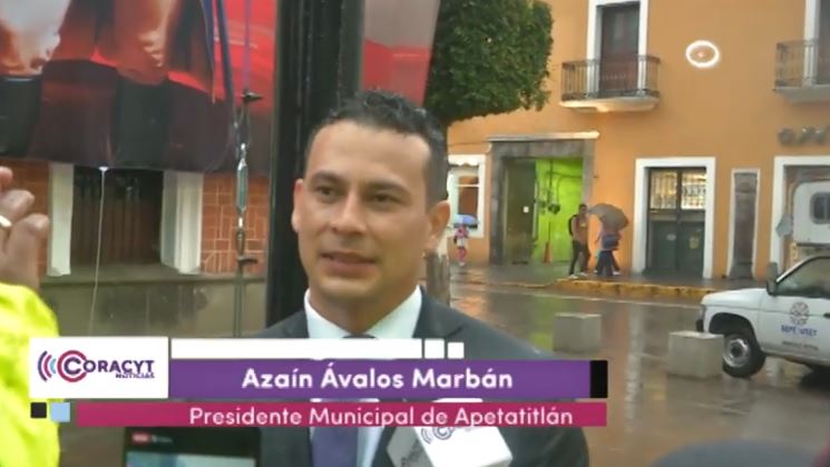 Participó Apetatitlán en arrío del lábaro patrio en la Plaza de la Constitución