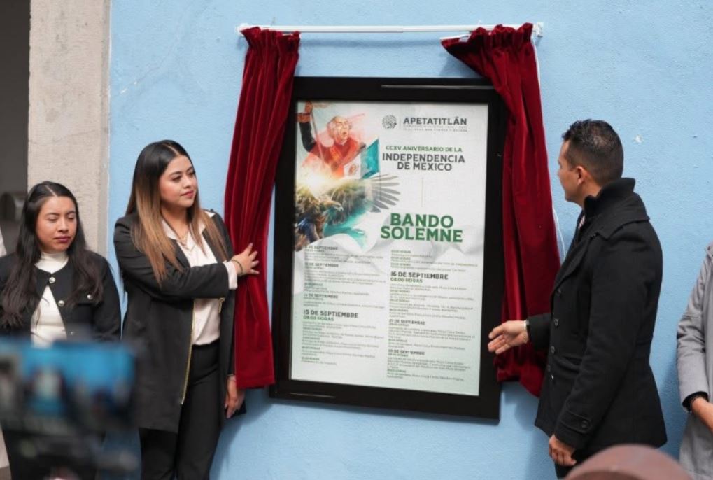 Azaín Ávalos Marbán da inicio a los festejos del CCXV Aniversario de la Independencia de México