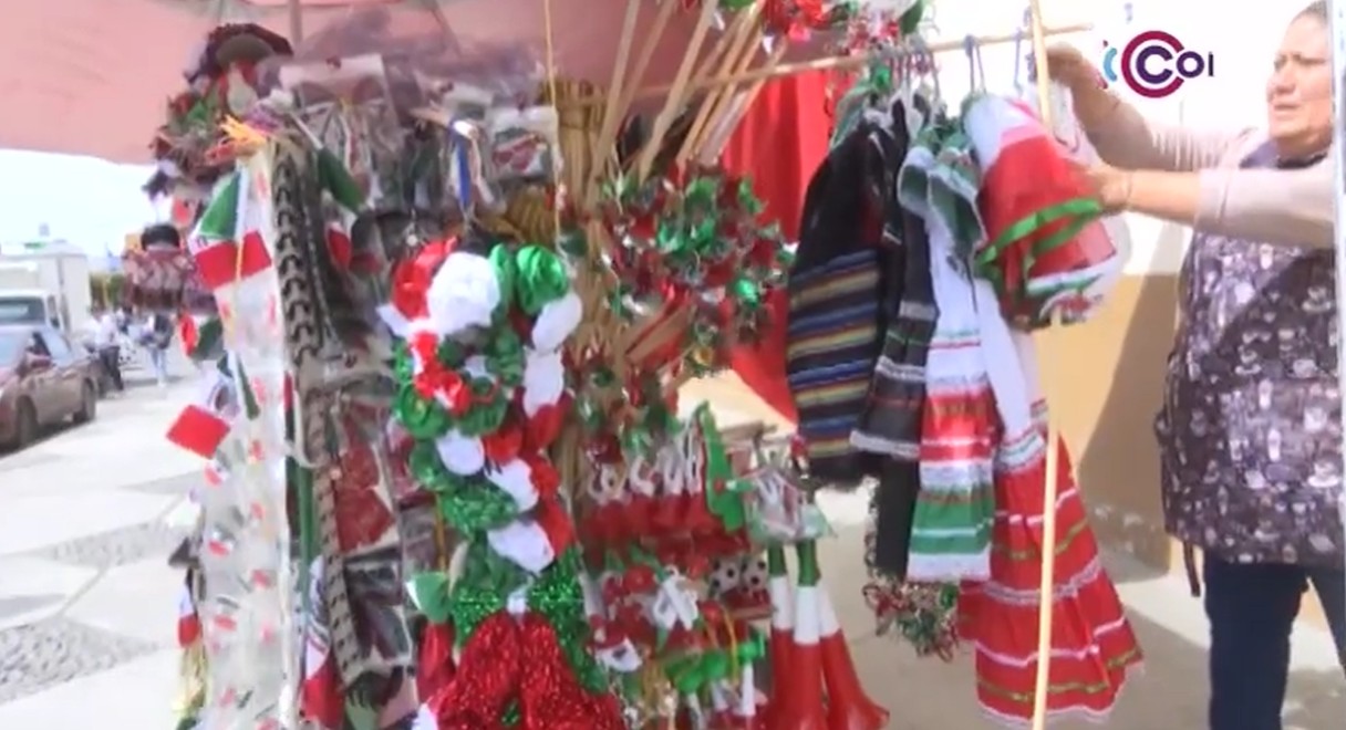 Comerciantes de productos patrios esperan repunte en sus ventas