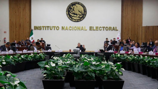 INE lanza primer certamen interno de ascenso 2025 para ocupar plazas del Servicio Profesional Electoral Nacional