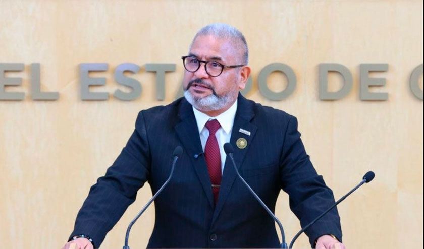 Presentan iniciativa en Guanajuato para atemporalidad en actas de nacimiento