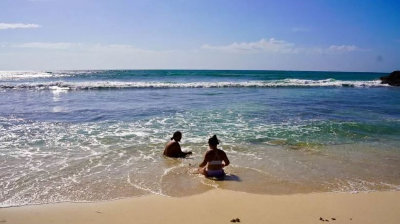 Tulum abre sus playas, pero prohíbe llevar comida y sombrillas