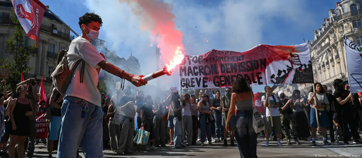 Huelga y protestas en Francia contra los recortes sociales