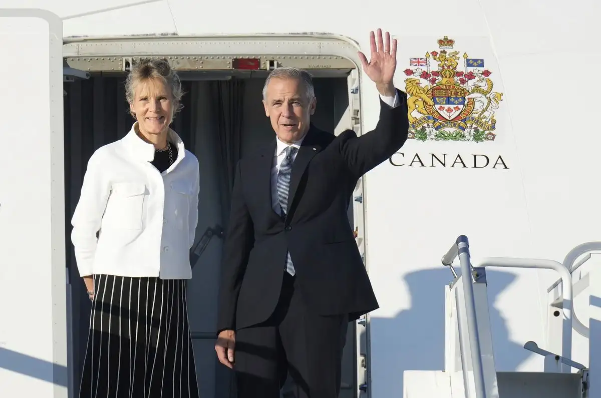 Arriba a México el primer ministro de Canadá, Mark Carney