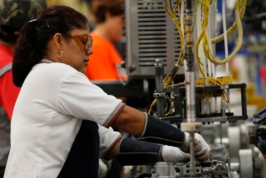 Trabaja México para ser un referente en la manufactura a nivel mundial: SHCP
