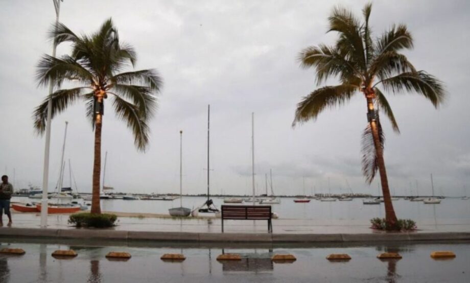 Tormenta tropical Mario provoca lluvias fuertes y oleaje elevado en BCS