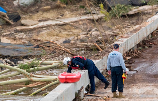 Aumentan a 59 los muertos por inundaciones en Texas, EU