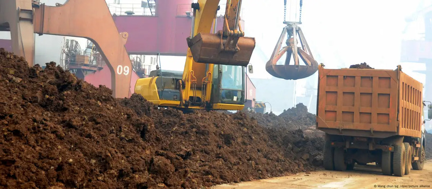 China suspende un año restricciones a las tierras raras