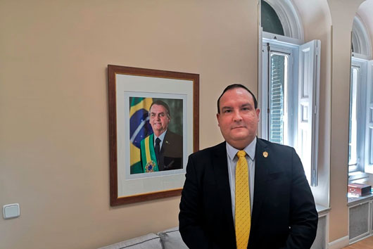 Condenan a 10 años de cárcel a ex jefe de oficina indígena de Bolsonaro