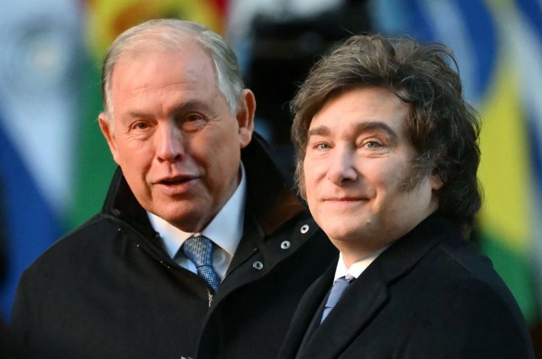 Renuncia canciller de Argentina previo a elecciones legislativas