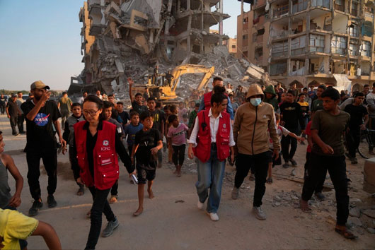 Emiratos Árabes Unidos envía más de 7 mil toneladas de ayuda humanitaria a Gaza