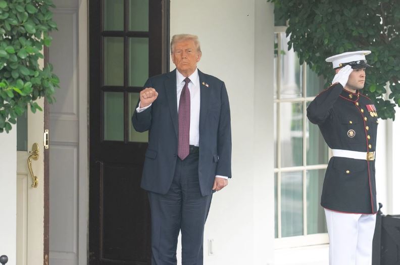 Trump declara “combatientes ilegales” a cárteles de la droga en el Caribe