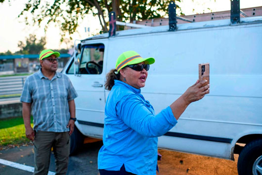 Latinos en EU crean perfiles en redes sociales para alertar sobre redadas de ICE