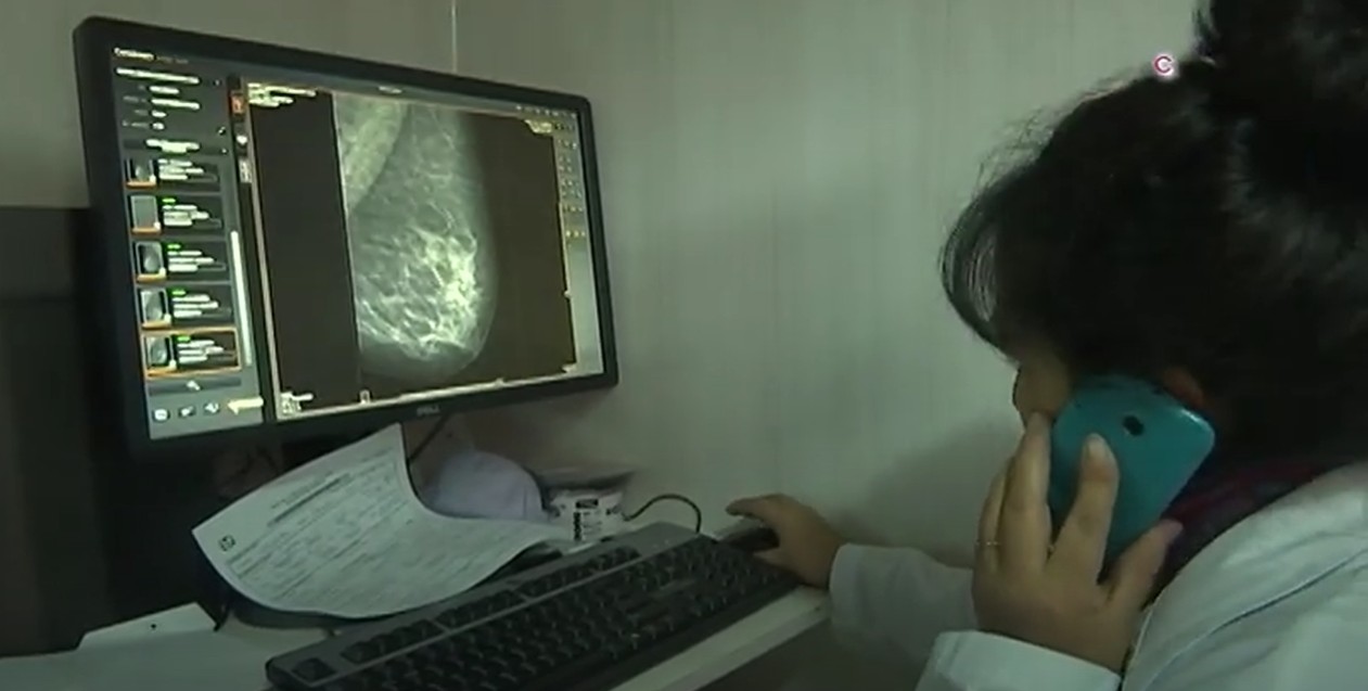 Aumentaron casos de cáncer de mama en mujeres jóvenes de Tlaxcala